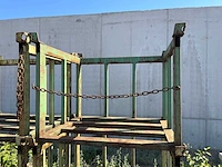 Beschermingsframe voor vloeistofcontainers - afbeelding 1 van  2