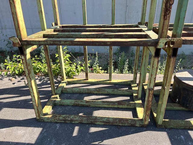 Beschermingsframe voor vloeistofcontainers - afbeelding 2 van  3