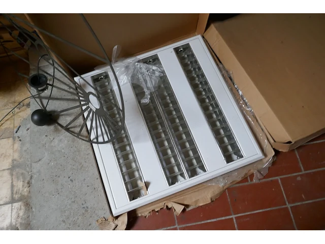 Beslag, onderdelen, kuisgerief - afbeelding 5 van  15