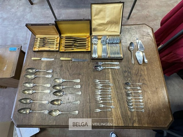 Bestek in doos - afbeelding 1 van  9