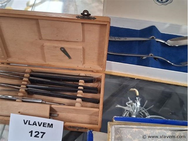 Bestek - afbeelding 1 van  2