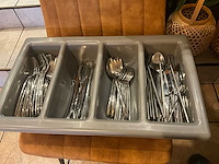 Bestekbak met inhoud (2x) - afbeelding 1 van  2