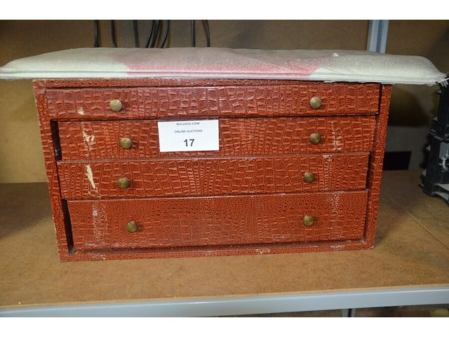 Bestekkoffer , 16 diverse ovenschotels, partij kookpotten, ijsemmer redbull - afbeelding 7 van  10