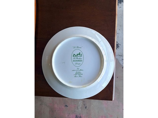 Bestekkoffer uit de capricorne collectie verzilverd christofle, bord hermes, bord delfts, doos met naaigerief, divers aardewerk - afbeelding 9 van  24