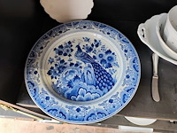 Bestekkoffer uit de capricorne collectie verzilverd christofle, bord hermes, bord delfts, doos met naaigerief, divers aardewerk - afbeelding 21 van  24