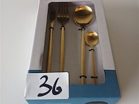 Bestekset. 16-delig - afbeelding 1 van  3