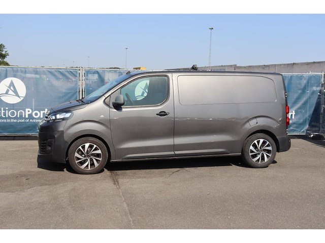 Bestelwagen citroen jumpy diesel 177pk 2019 (marge) - afbeelding 1 van  1