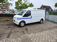Bestelwagen dfsk van benzine 2017 - afbeelding 1 van  1