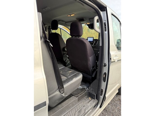 Bestelwagen, dubb.cab. ford transit (2022 / wf0 zxx ttg zm c04 630) - afbeelding 9 van  33