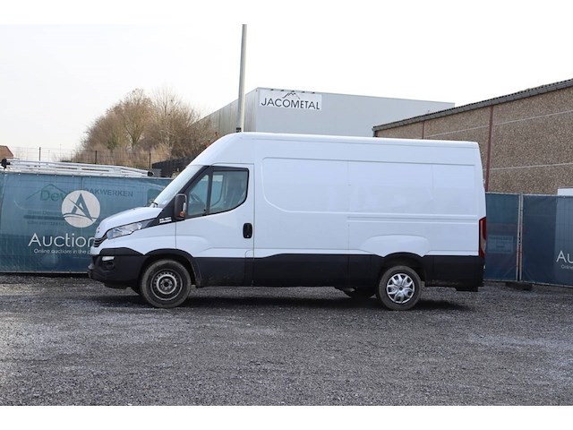Bestelwagen iveco daily 35-160 diesel 115kw 2019 - afbeelding 1 van  1
