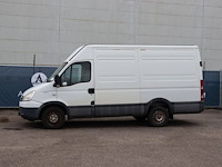 Bestelwagen iveco daily 35s13 diesel 2010 - afbeelding 1 van  1