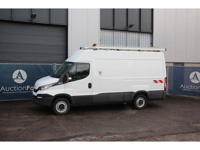 Bestelwagen iveco daily 35s14 2.3 diesel 2019 - afbeelding 1 van  1