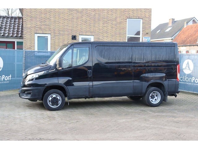 Bestelwagen iveco daily lucht geremd 40c21 hi-matic diesel 2020 - afbeelding 1 van  1
