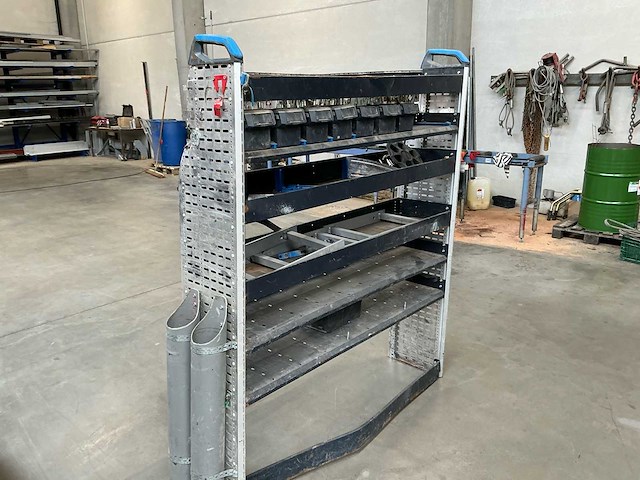 Bestelwagen kasten inrichting - afbeelding 11 van  15