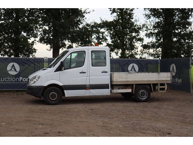 Bestelwagen kipper mercedes-benz 310cdi diesel 95pk 2010 - afbeelding 1 van  1