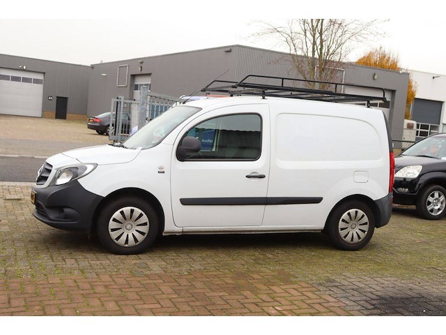 Bestelwagen mercedes-benz citan diesel 2018 - afbeelding 1 van  1