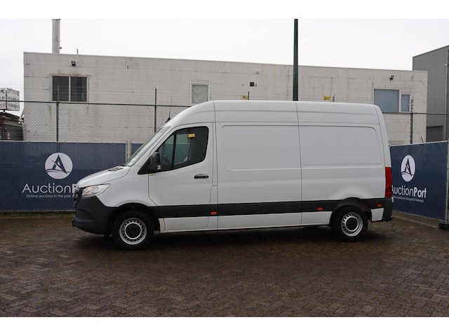 Bestelwagen mercedes-benz sprinter 214 cdi diesel 143pk 2018 - afbeelding 1 van  1