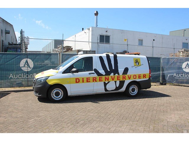 Bestelwagen mercedes-benz vito 111 cdi diesel 114pk 2020 - afbeelding 1 van  1