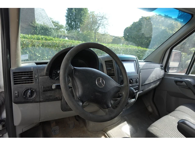 Bestelwagen mercedes sprinter - afbeelding 2 van  16