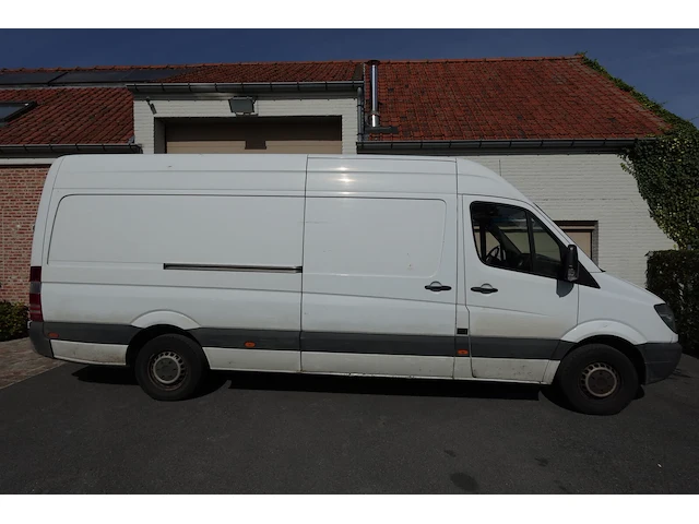 Bestelwagen mercedes sprinter - afbeelding 9 van  16