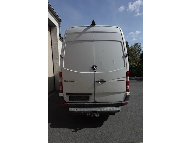 Bestelwagen mercedes sprinter - afbeelding 13 van  16
