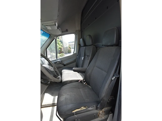 Bestelwagen mercedes sprinter - afbeelding 16 van  16
