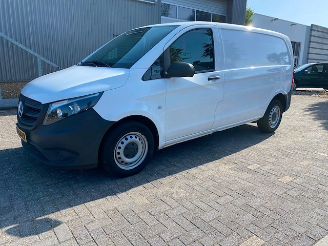 Bestelwagen mercedes vito 109 cdi 1.6 diesel 2018 (marge) - afbeelding 1 van  1