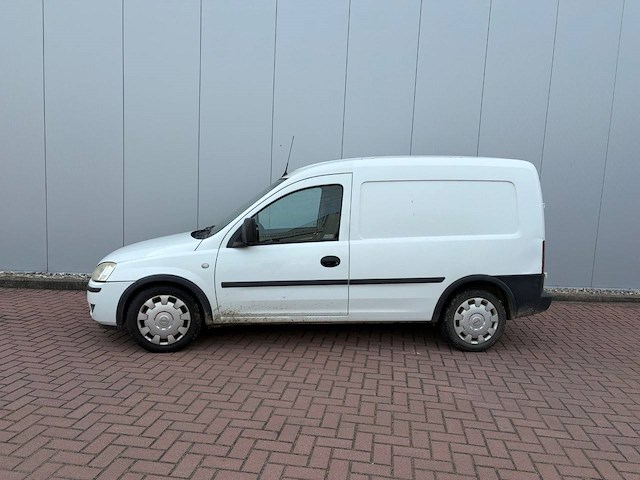 Bestelwagen opel combo - 1.3 cdti diesel 75pk 2011 (marge) - afbeelding 1 van  1