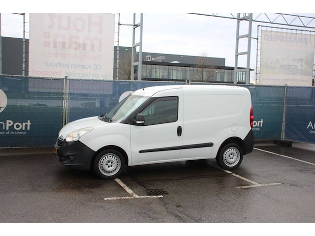 Bestelwagen opel combo diesel 2014 - afbeelding 1 van  1
