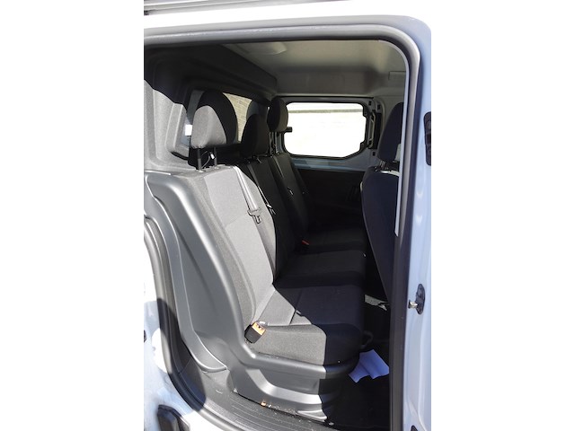 Bestelwagen opel combo - afbeelding 3 van  18