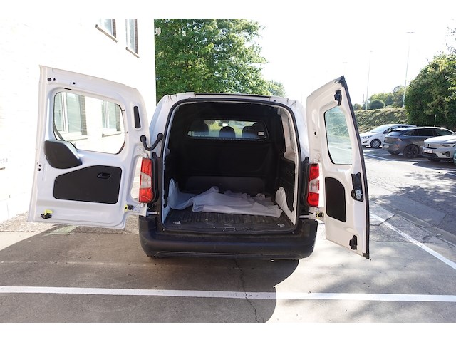 Bestelwagen opel combo - afbeelding 4 van  18