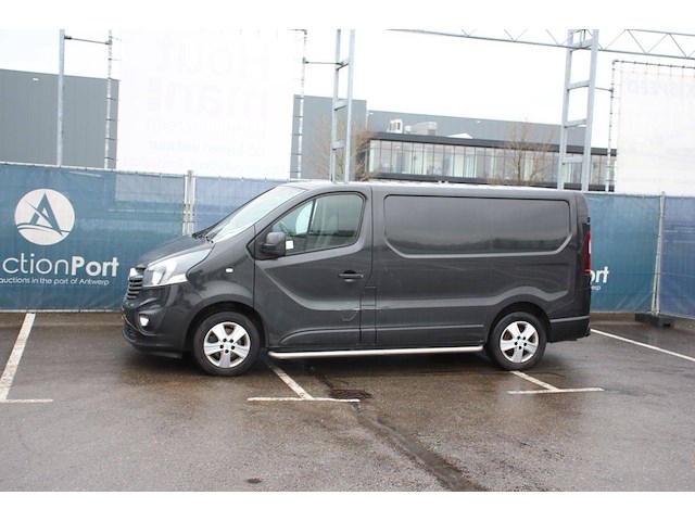 Bestelwagen opel vivaro diesel 2015 - afbeelding 1 van  1