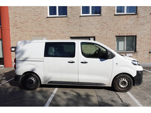 Bestelwagen opel vivaro - afbeelding 15 van  20