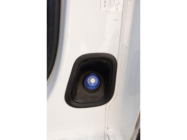 Bestelwagen opel vivaro - afbeelding 8 van  18