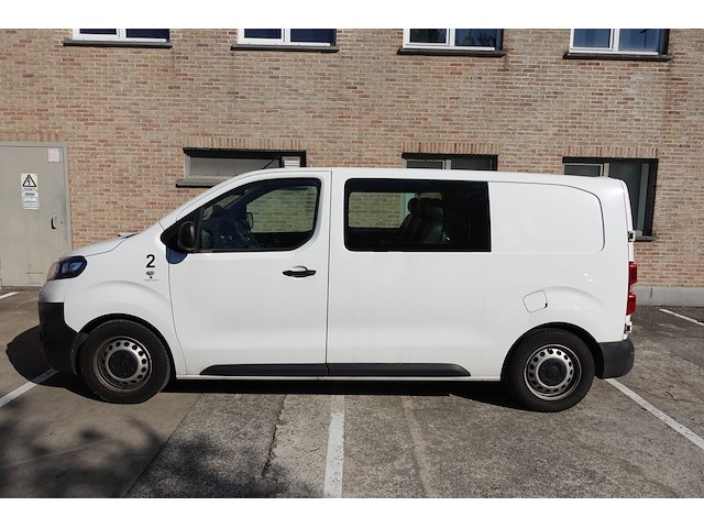 Bestelwagen opel vivaro - afbeelding 1 van  18