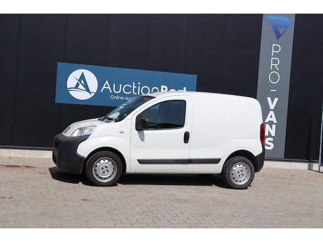 Bestelwagen peugeot bipper benzine 73pk 2010 - afbeelding 1 van  1
