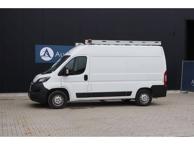 Bestelwagen peugeot boxer 119pk diesel 2021 - afbeelding 1 van  1