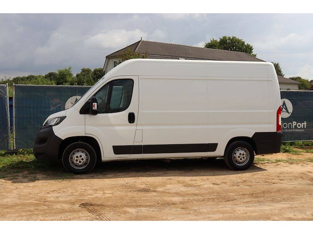 Bestelwagen peugeot boxer diesel 131pk 2017 - afbeelding 1 van  1