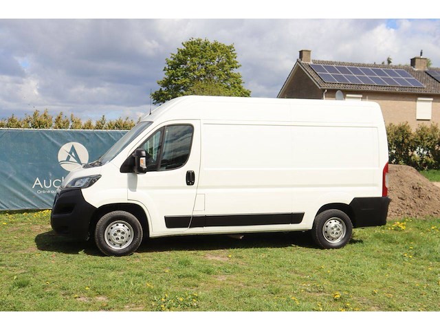 Bestelwagen peugeot boxer diesel 131pk 2018 - afbeelding 1 van  1