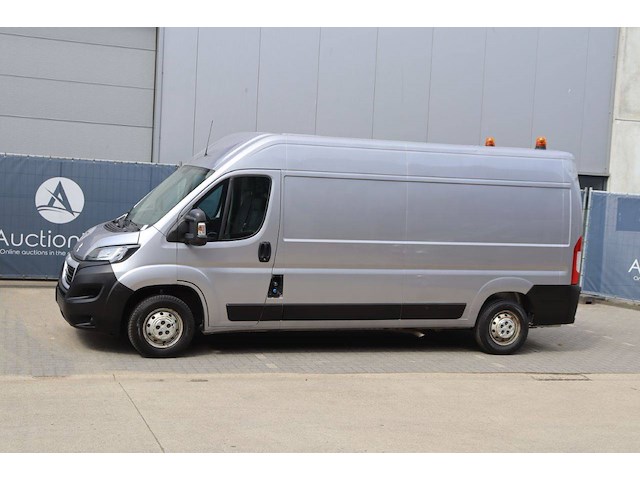 Bestelwagen peugeot boxer diesel 164pk 2020 - afbeelding 1 van  1
