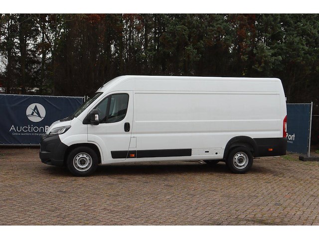Bestelwagen peugeot boxer diesel 180pk 2024 - afbeelding 1 van  1