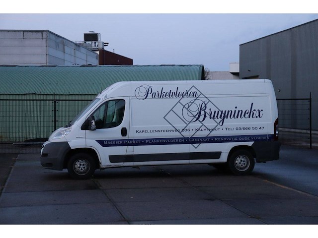 Bestelwagen peugeot boxer diesel 88kw 2009 - afbeelding 1 van  1