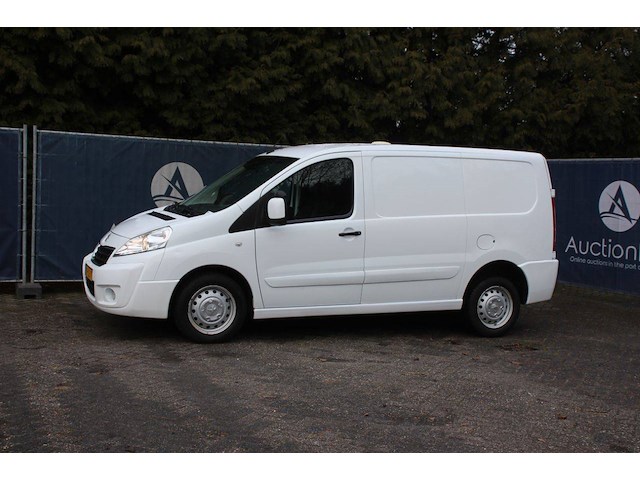 Bestelwagen peugeot expert 227 2.0 hdi l1h1 diesel 128pk 2015 - afbeelding 1 van  1