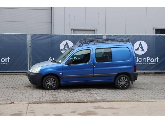 Bestelwagen peugeot partner diesel 2003 - afbeelding 1 van  1