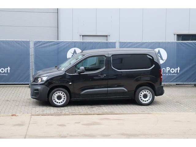 Bestelwagen peugeot partner diesel 2019 - afbeelding 1 van  1