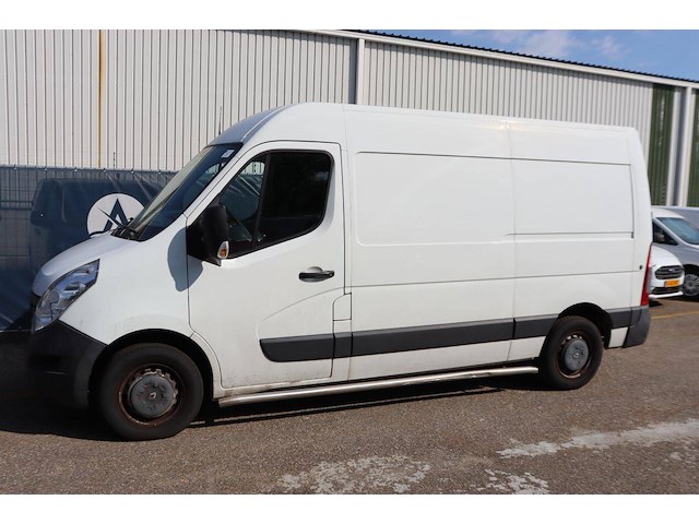 Bestelwagen renault master diesel 125pk 2016 - afbeelding 1 van  1