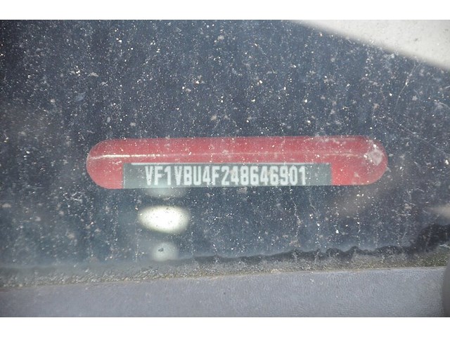 Bestelwagen renault master met zeil en slaapcabine,ch.nr. vf1vbu4f248646901, bj. 17-01-2017(litouwse nummerplaat) - afbeelding 18 van  33