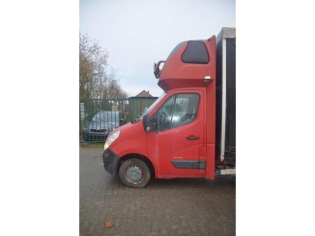 Bestelwagen renault master met zeil en slaapcabine,ch.nr. vf1vbu4f248646901, bj. 17-01-2017(litouwse nummerplaat) - afbeelding 12 van  33