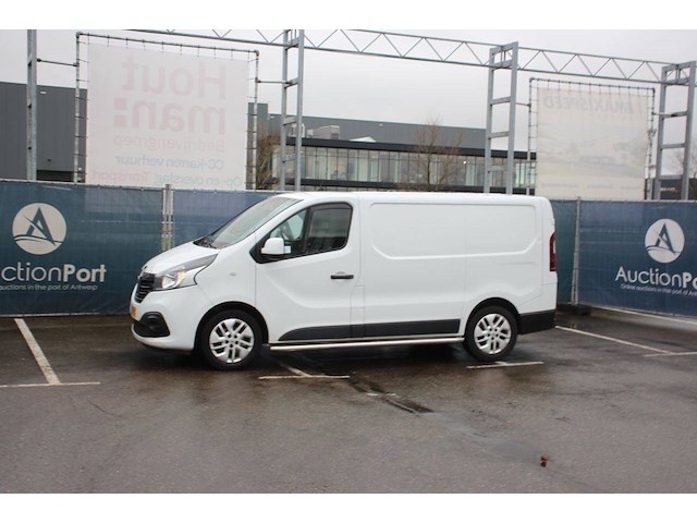 Bestelwagen renault trafic diesel 2017 - afbeelding 1 van  1