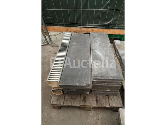 Bestrating en accessoires - afbeelding 10 van  15